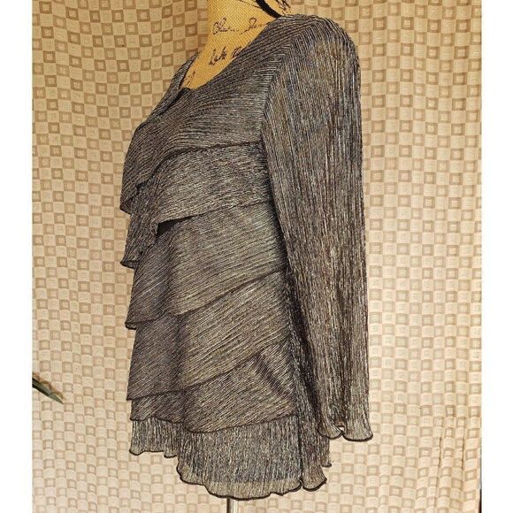 Women's Long Sleeve Ruffle Layer Dressy Blouse Small NWOT - Picture 3 of 6